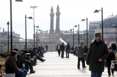 Sivas’ta bahar havası esiyor