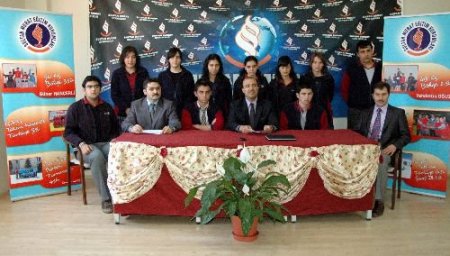 Sivas'ta Başarılı Öğrenciler Ödüllendirildi