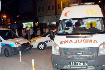 Sivas'ta Bıçaklı Kavga: 1 Yaralı