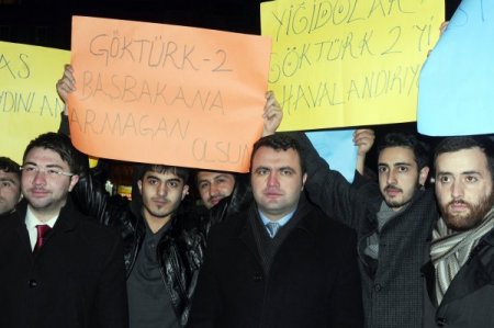 Sivas’ta Göktürk-2 uydusuna destek eylemi