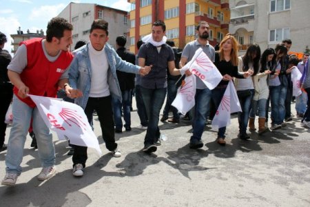 Sivas’ta Halaylı 1 Mayıs Kutlaması