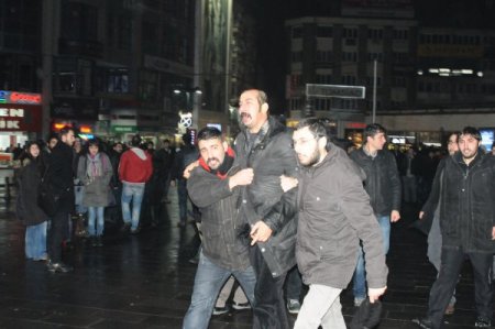 Sivas’ta işçilerden maaş eylemi