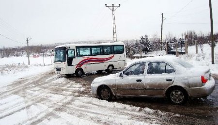 Sivas'ta Kapalı Köy Yolu Sayısı 458'e Çıktı