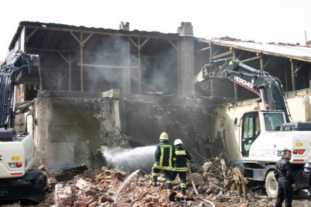 Sivas'ta kentsel dönüşüm kapsamında büyük yıkım