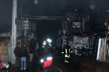 Sivas’ta kereste atölyesi yandı