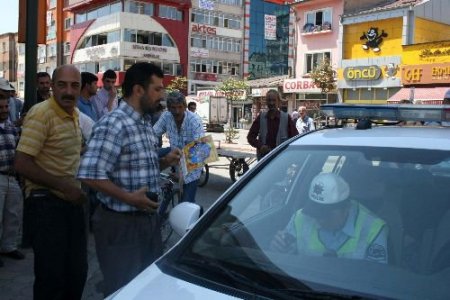 Sivas'ta Kırmızı Işık İhlali Yapan Vatandaşa 62 Lira Para Cezası Kesildi