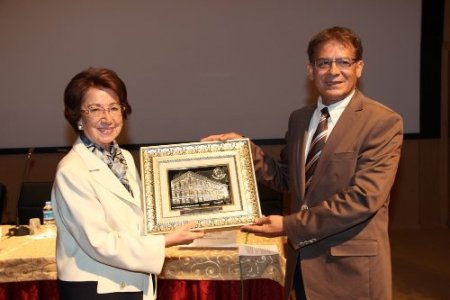 Sivas'ta 'Lozan ve Tam Bağımsızlık' konulu panel düzenlendi