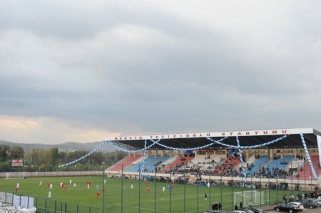 Sivas'ta Muhsin Yazıcıoğlu spor tesisleri törenle açıldı
