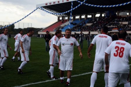 Sivas'ta Muhsin Yazıcıoğlu spor tesisleri törenle açıldı