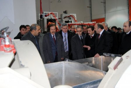 Sivas’ta tıbbi atık sterilizasyon tesisi açıldı