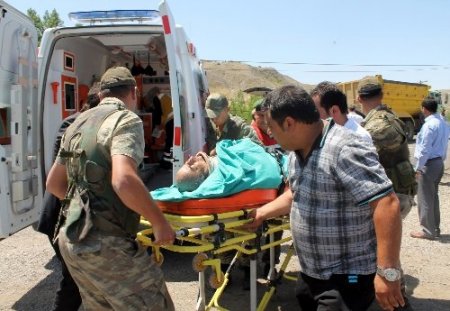 Sivas’ta trafik kazası: 1 ölü 4 yaralı