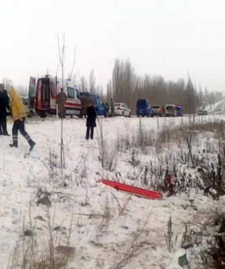 Sivas’ta yolcu midibüsü devrildi: 25 yaralı