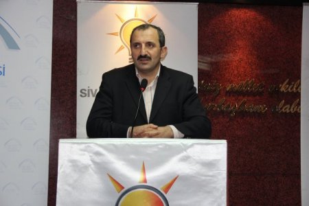 Siyaset Akademisi Devam Ediyor