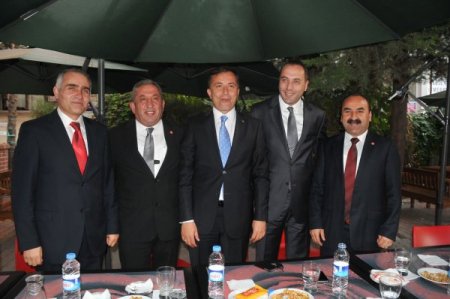 Siyasi partilerin Çorum il başkanları bayramlaştı