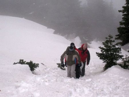Snowboard Yaparken Kaybolan Tatilciyi Jandarma Buldu
