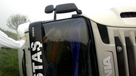 Şoför De Ters Döndü