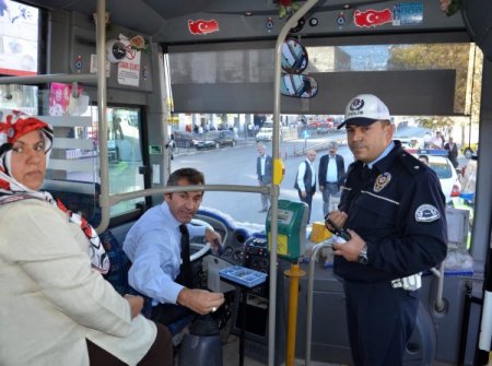Şoförden polise: Evrağı veririm, ama ceza yazdırmam