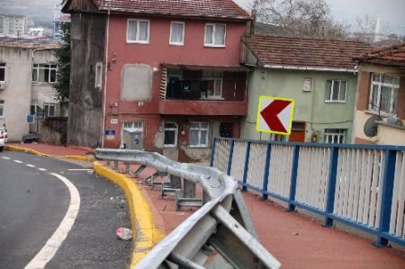 Şoförlerin Kış Aylarında Gazanfer Bilge Bulvarı'nda Daha Dikkatli Olması Gerekiyor