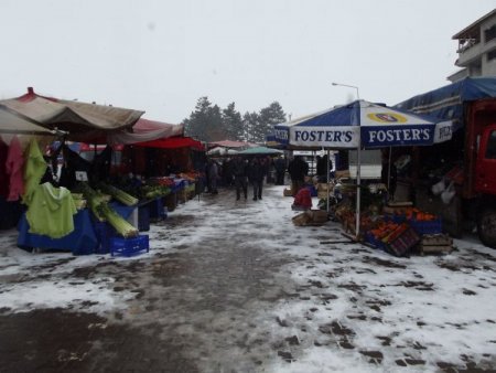 Soğuk Hava Pazarcıların Satışını Düşürdü