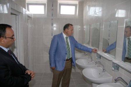 Söğütlü İlköğretim Okulu'ndaki güçlendirme çalışmaları tamamlandı