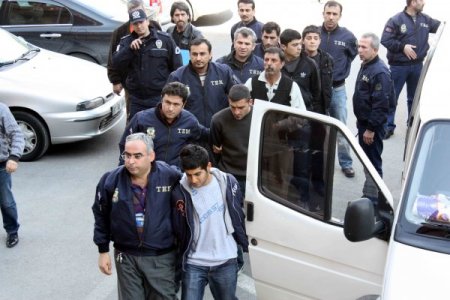 Şok Operasyon Düzenleyen Polis Kaos Tetikçilerine Fırsat Vermedi