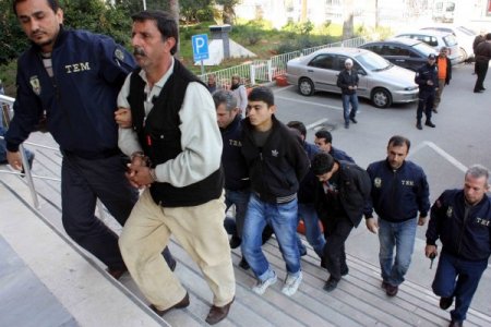 Şok Operasyon Düzenleyen Polis Kaos Tetikçilerine Fırsat Vermedi