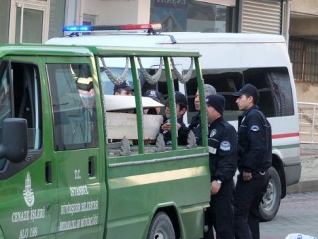 Sokakta öldürülen şahıstan kimlik çıkmadı