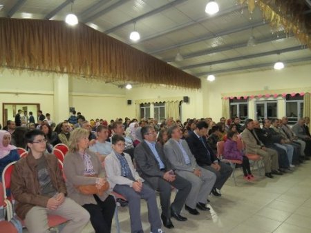 'Söke O'nu Okuyor' bilgi yarışmasının ödülleri dağıtıldı