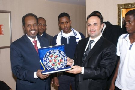 Somali Cumhurbaşkanı, Kimse Yok Mu'nun okuttuğu öğrencilerle görüştü