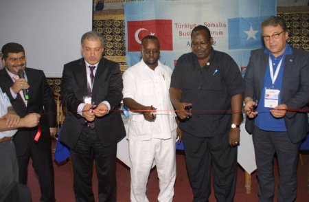 Somali’de 20 Yıl Aradan Sonra İlk Kez Bir “iş Forumu” Düzenlendi