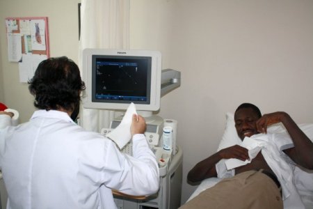 Somalili Hekimler Eğitime Başlamadan Sağlık Kontrolundan Geçti