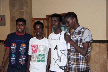 Somalili öğrenciler, Barış Manço'yu şarkılarıyla andı