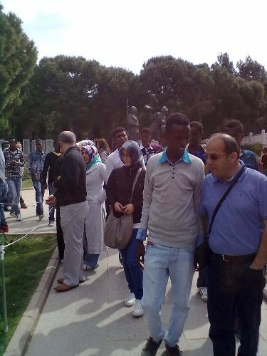 Somalili öğrenciler Çanakkale Şehitliği'ni ziyaret etti