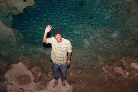 Somalili ve Afganlar İnsuyu Mağarası'nı gezdi