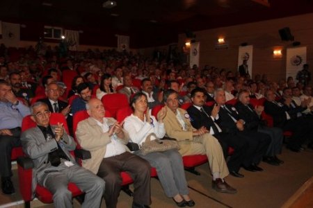 'Son 10 yılda Türkiye her alanda 3 - 4 kat büyüdü'