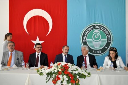 'Son 10 yılda üniversitelerdeki öğrenciler yüzde 129 arttı' (3)