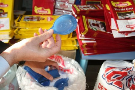 Son kullanma tarihi geçmiş çayları ambalajlayıp satmışlar
