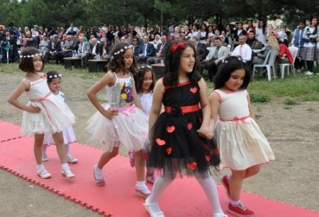 Sorgun Halk Eğitim Merkezi yıl sonu sergisi açtı