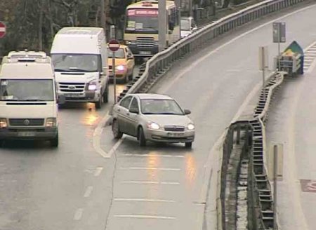 Sorumsuz sürücülerin E-5’e akla ziyan girme yarışı