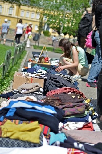 Sosyal krize karşı ücretsiz pazar