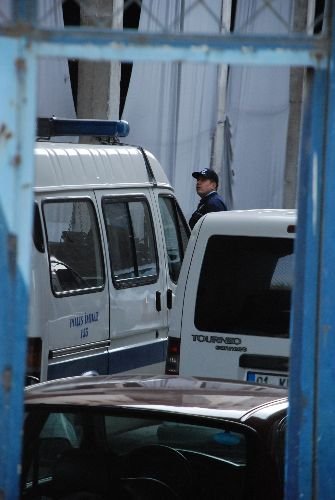 Soyduğu Kasadaki Anahtarla Diğer Kasanın Altınlarını Çaldı