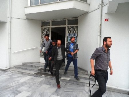 Soydukları kuyumcuyu aynı günde bir daha soymaya çalışırken yakalandılar (Özel)