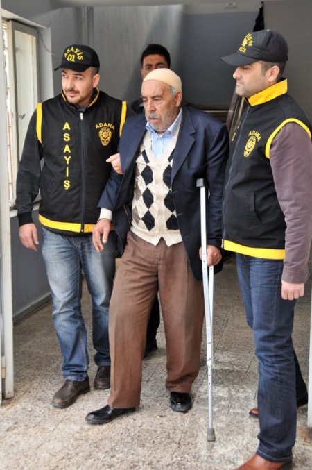 Soyguncu ararken cinayet zanlılarını yakaladılar