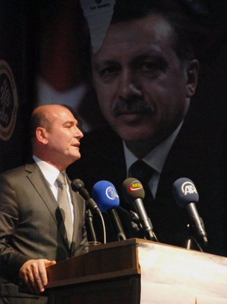 Soylu: Bu millet, Tayyip Erdoğan'ı vermemek için inat etmektedir