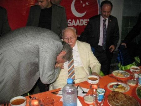 Sp Genel Başkanı Kurtulmuş: Biz 2009'da Gökten Zembille Türkiye'ye İnmedik.