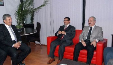 Sp Genel Başkanı Kurtulmuş: Türkiye Siyasi Suikastlardan Çok Çekti, Demokratik Sistem Kaçınılmaz Oldu