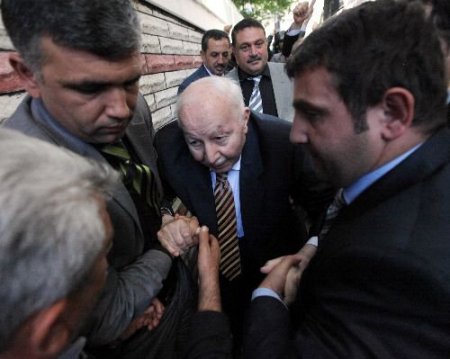 Sp Lideri Erbakan: Chp Mühürlenmiştir, Seçimlerde Yüzde 20'den Yukarı Çıkamaz