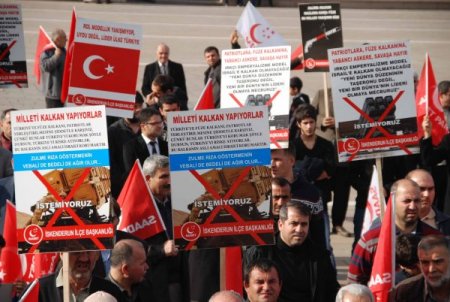 SP'liler, patriot eyleminin iptal edilmesini protesto etti