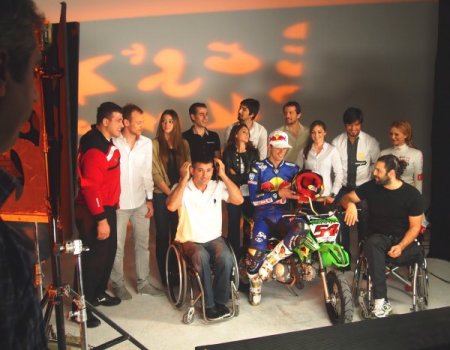 Sporun yıldızlarından şiddete karşı özel şarkı