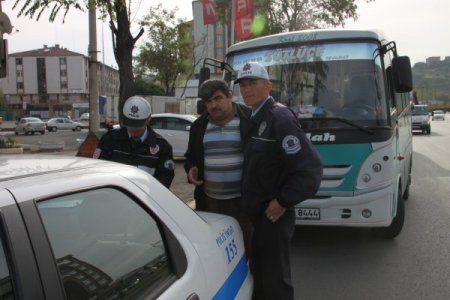 SRC belgesi olmayan sürücülere ceza kesildi